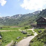Peterlhaus *