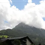 Peterlhaus Nyaraló *