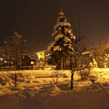 Peterlhaus Ferienhaus *